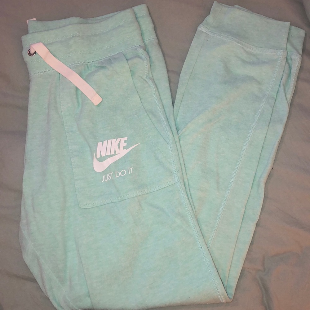 Nike Joggers